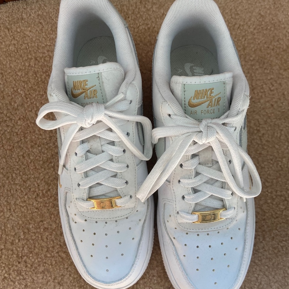 Nike Air Force 1